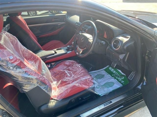 TOYOTA LEXUS RC300H 2023 Image 31