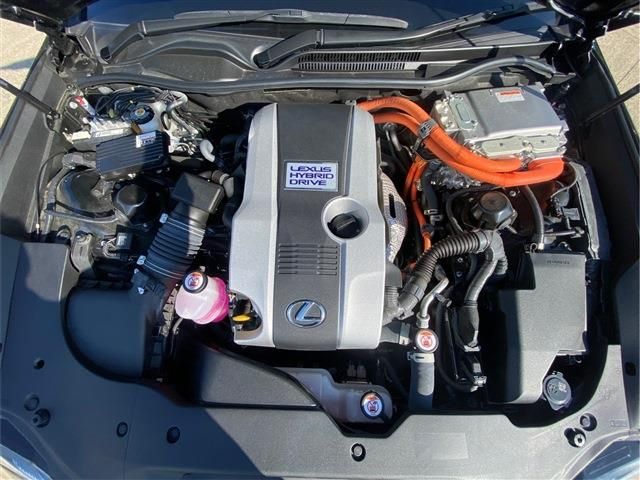 TOYOTA LEXUS RC300H 2023 Image 31