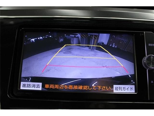 TOYOTA PRIUS ALPHA 2015 Image 31