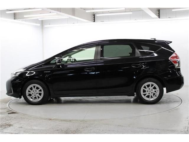 TOYOTA PRIUS ALPHA 2015 Image 31