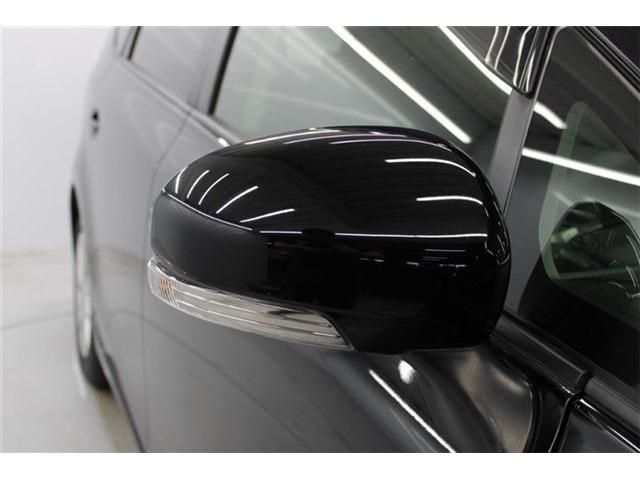 TOYOTA PRIUS ALPHA 2015 Image 31