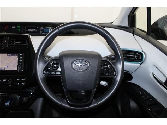 TOYOTA PRIUS 2021 Image 31