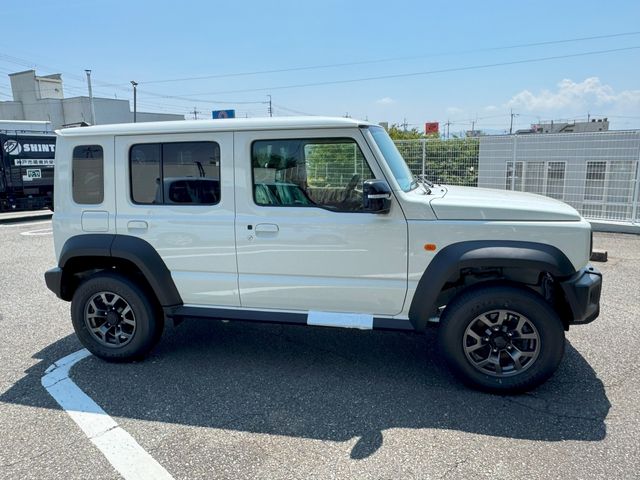 SUZUKI JIMNY NOMADE 2025 Image 31