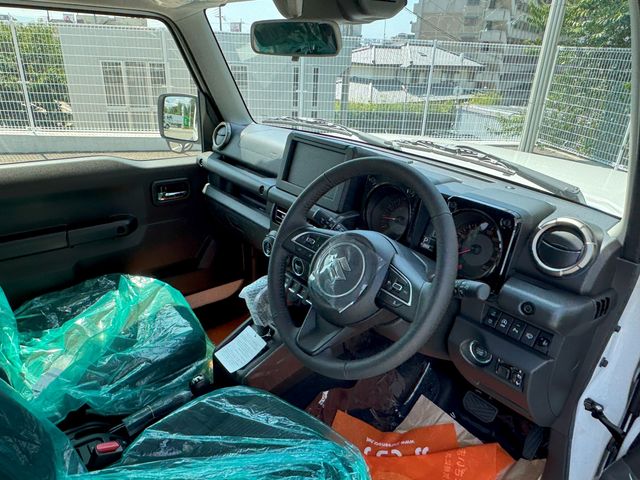 SUZUKI JIMNY NOMADE 2025 Image 31