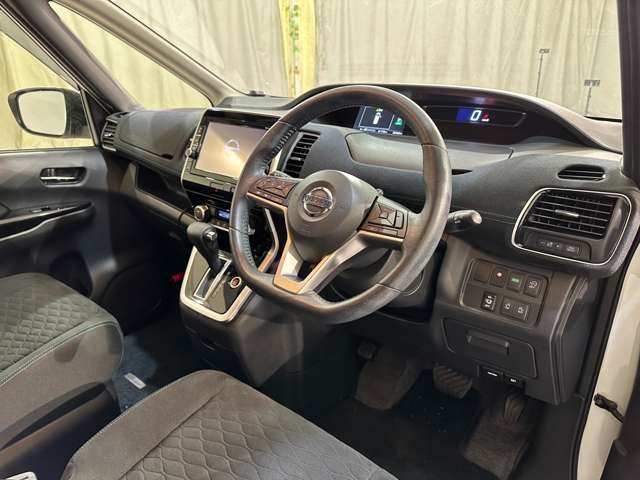 NISSAN SERENA  WG 2016 Image 31