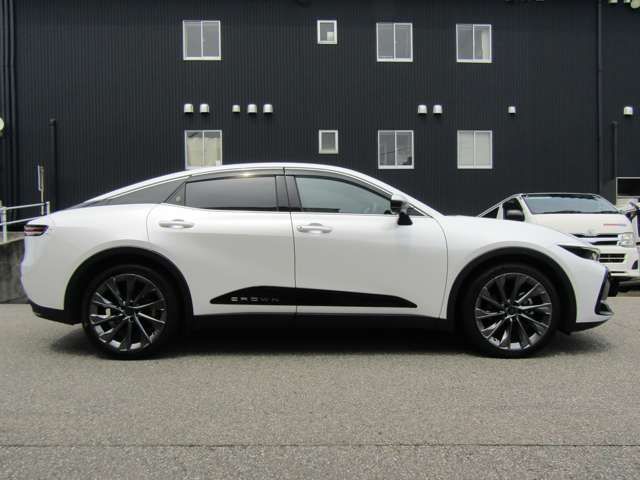 TOYOTA CROWN CROSSOVER 2022 Image 31