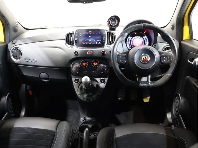 FIAT ABARTH 595 2021 Image 31