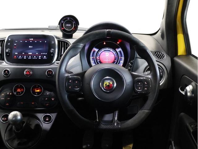 FIAT ABARTH 595 2021 Image 31