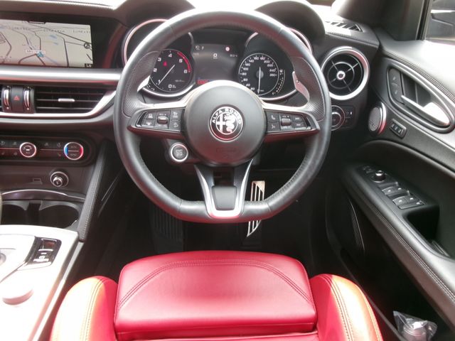 ALFAROMEO STELVIO 2022 Image 31