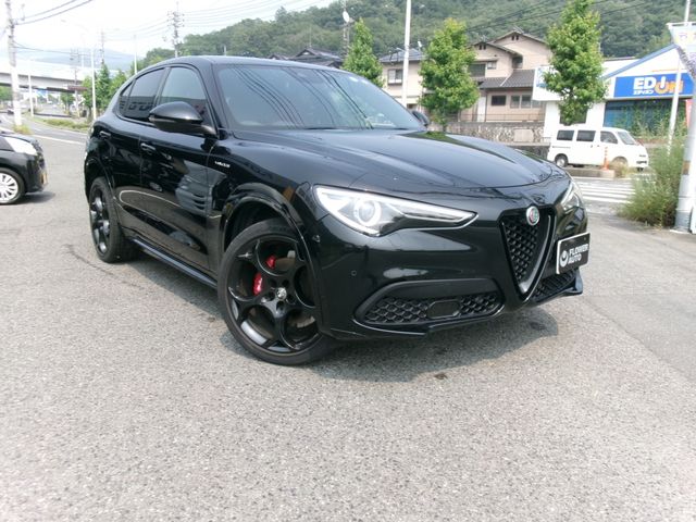 ALFAROMEO STELVIO 2022 Image 31