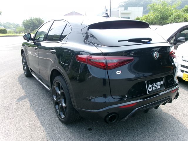 ALFAROMEO STELVIO 2022 Image 31
