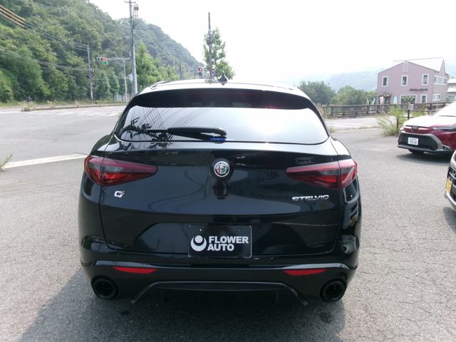 ALFAROMEO STELVIO 2022 Image 31
