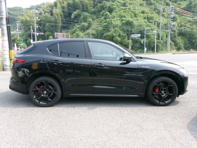 ALFAROMEO STELVIO 2022 Image 31