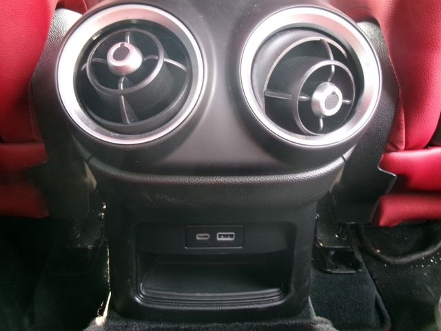 ALFAROMEO STELVIO 2022 Image 31