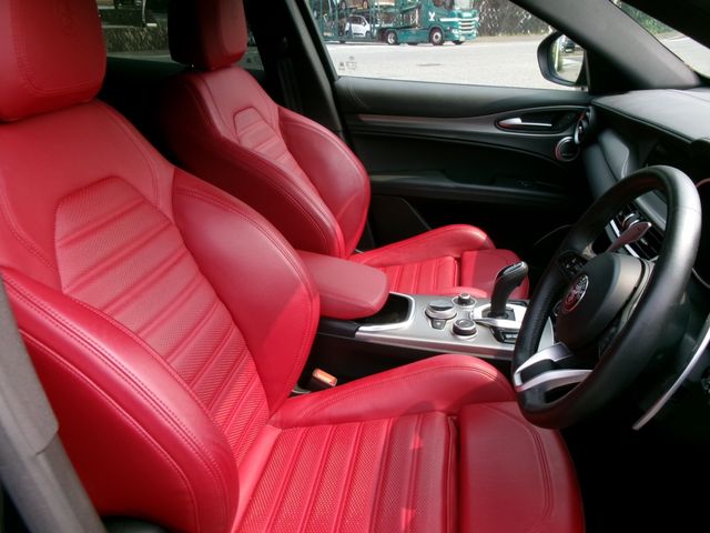 ALFAROMEO STELVIO 2022 Image 31