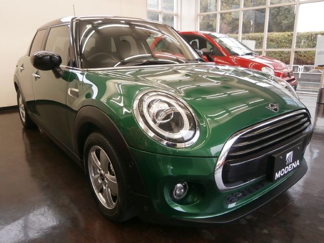 BMW MINI COOPER D 5DOOR 2020 Image 31