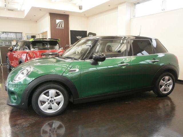 BMW MINI COOPER D 5DOOR 2020 Image 31