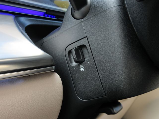 MERCEDES BENZ V CLAS 2025 Image 31