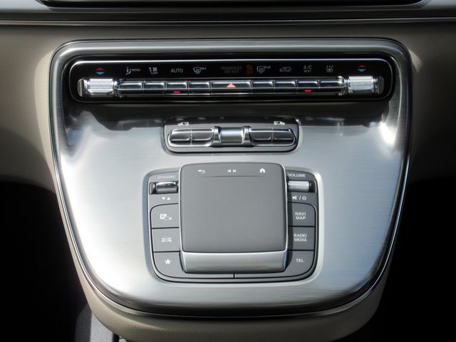 MERCEDES BENZ V CLAS 2025 Image 31