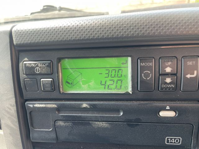 ISUZU FORWARD 2012 Image 31