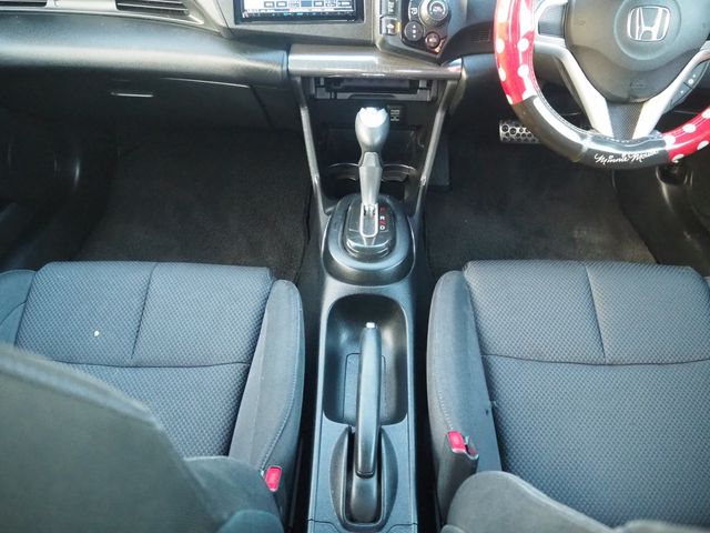 HONDA CR-Z 2012 Image 31