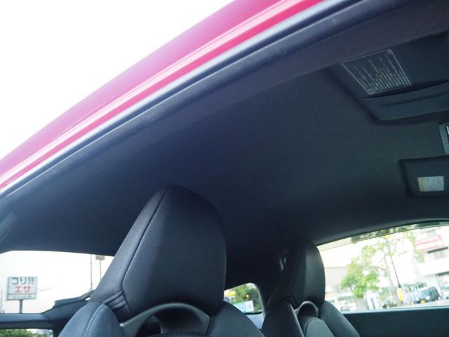 HONDA CR-Z 2012 Image 31