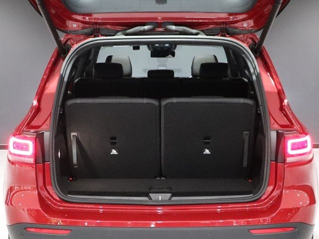 MERCEDES BENZ GLB 2022 Image 31