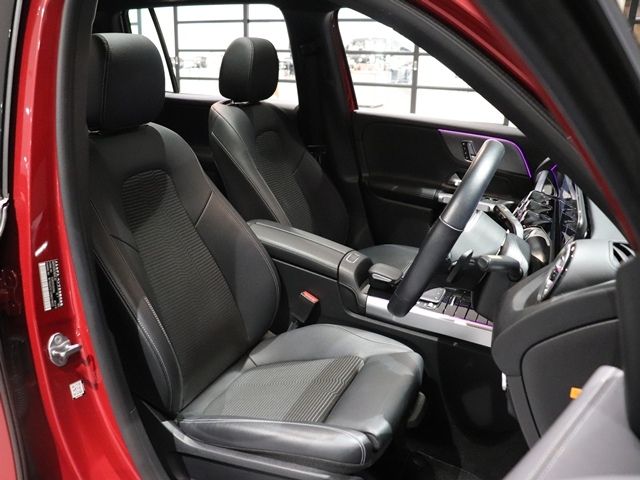 MERCEDES BENZ GLB 2022 Image 31