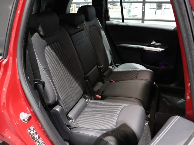 MERCEDES BENZ GLB 2022 Image 31
