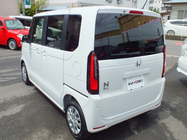 HONDA N BOX 2024 Image 31