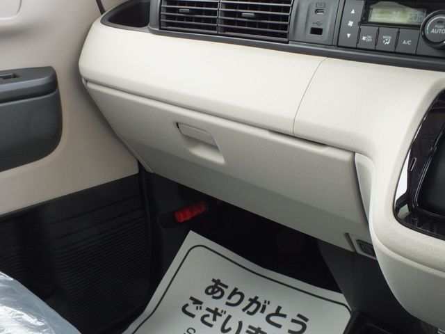 HONDA N BOX 2024 Image 31