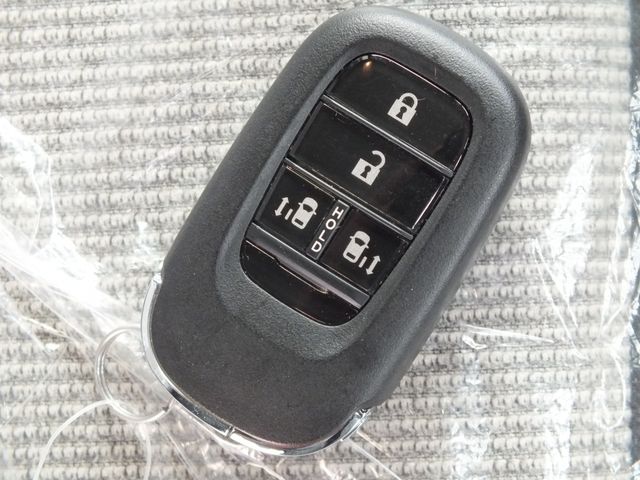 HONDA N BOX 2024 Image 31