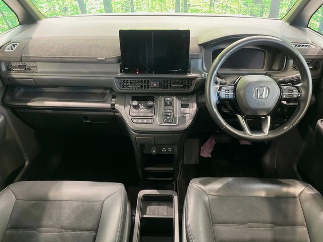 HONDA STEPWAGON E:HEV SPAD 2022 Image 31