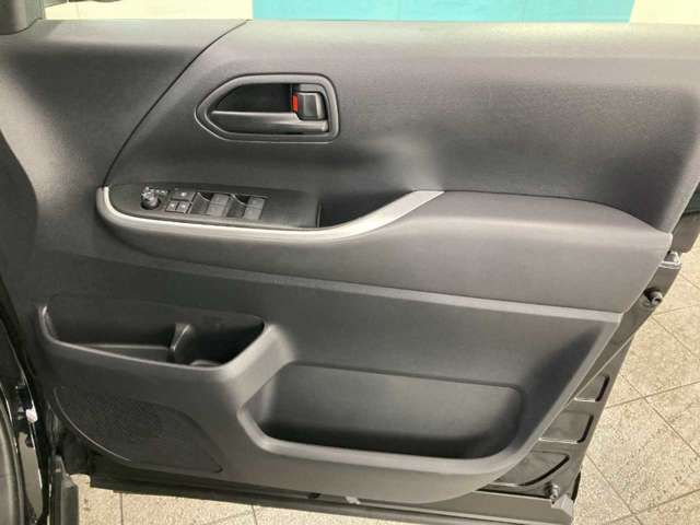 TOYOTA NOAH 4WD 2023 Image 31