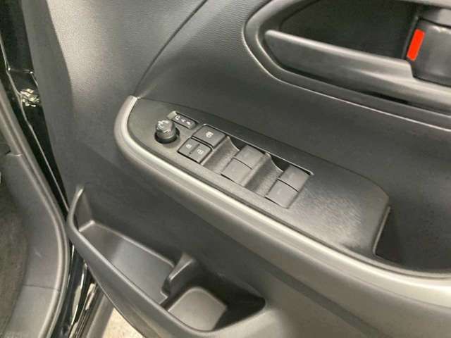 TOYOTA NOAH 4WD 2023 Image 31