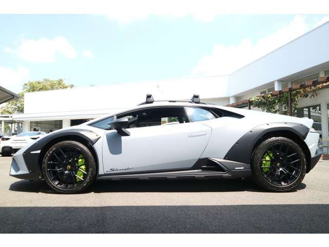 LAMBORGHINI HURACAN 2024 Image 31