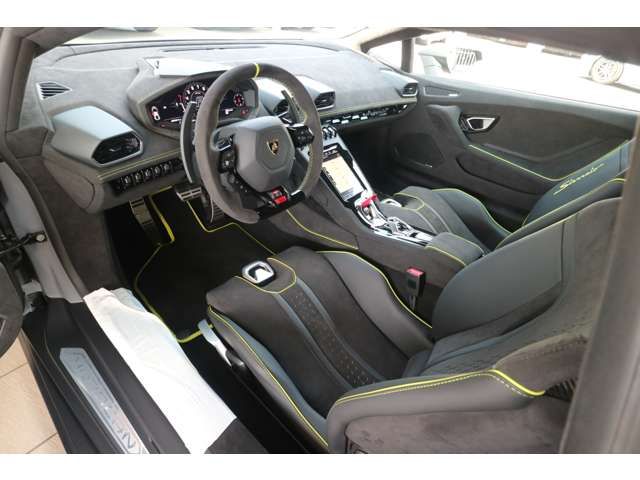 LAMBORGHINI HURACAN 2024 Image 31