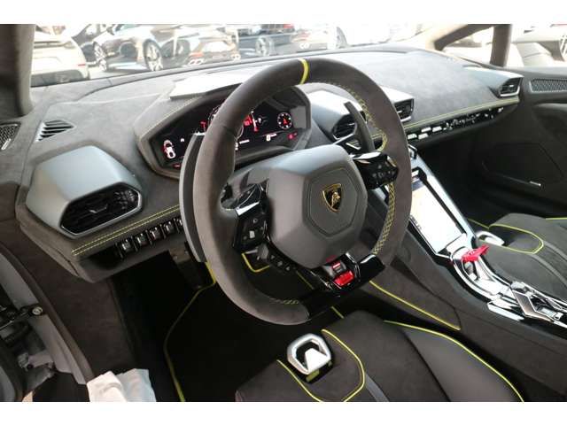 LAMBORGHINI HURACAN 2024 Image 31