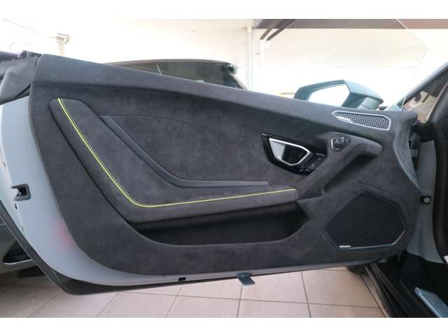 LAMBORGHINI HURACAN 2024 Image 31