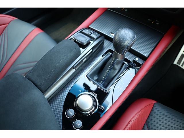 TOYOTA LEXUS GS F 2018 Image 31