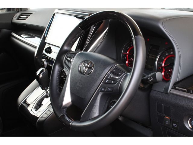 TOYOTA ALPHARD 2021 Image 31