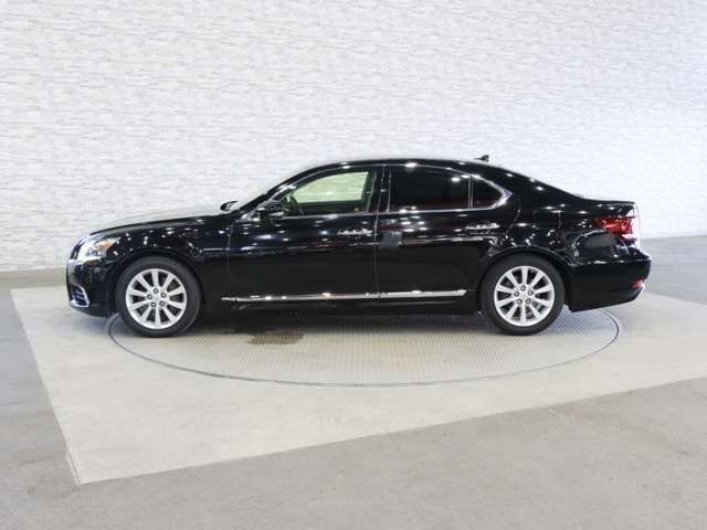 TOYOTA LEXUS LS460 2012 Image 31