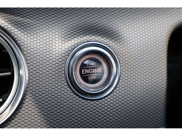 MERCEDES BENZ E CLAS 2017 Image 31