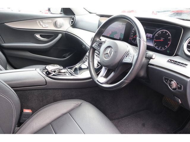 MERCEDES BENZ E CLAS 2017 Image 31