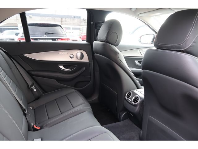 MERCEDES BENZ E CLAS 2017 Image 31