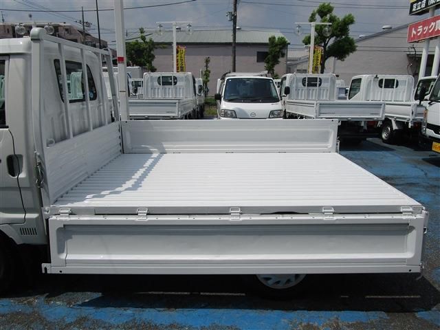 MAZDA BONGO TRUCK 1.15T 2W 2020 Image 31