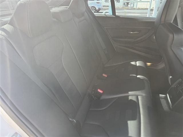 BMW M3 SEDAN 2015 Image 31