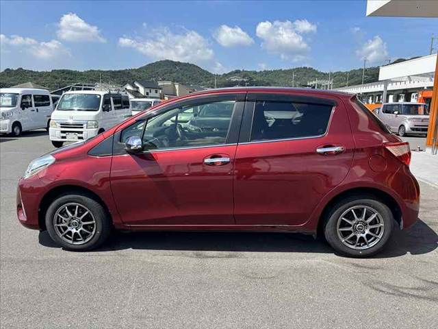 TOYOTA VITZ 2017 Image 31