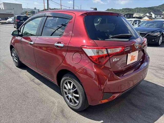 TOYOTA VITZ 2017 Image 31