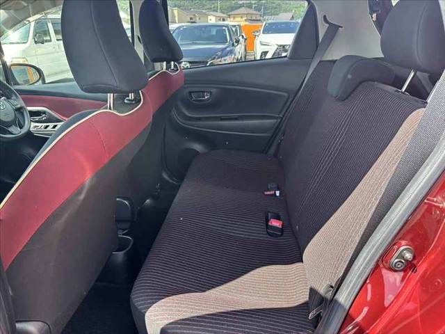 TOYOTA VITZ 2017 Image 31